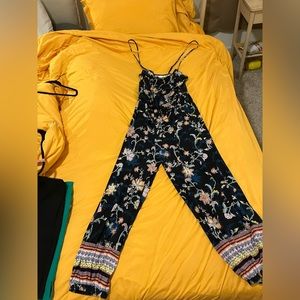 Anthropologie Romper Pantsuit Size Medium